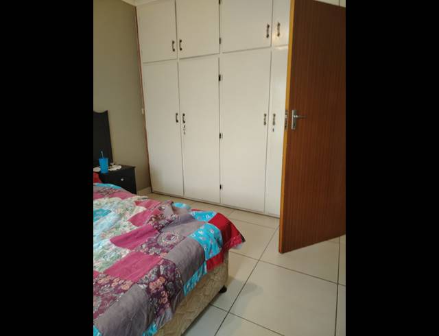 3 BEDROOM HOUSE FOR SALE IN LENNOXTON
